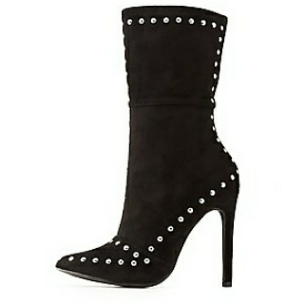 Sizes 6 to 10 Boots